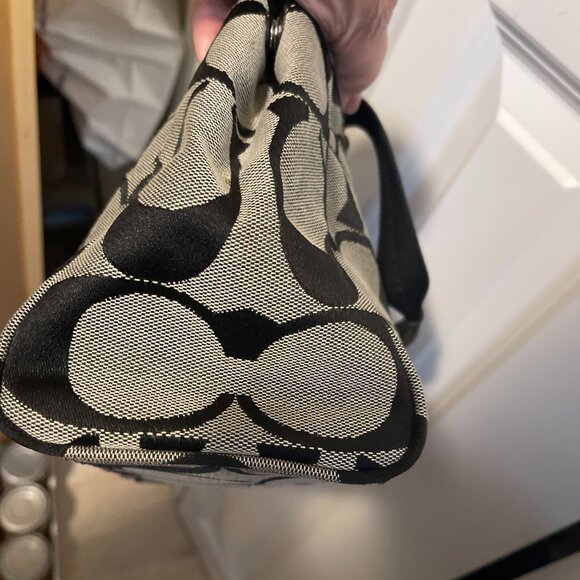 Coach signature small/medium size satchel - Picture 7 of 10